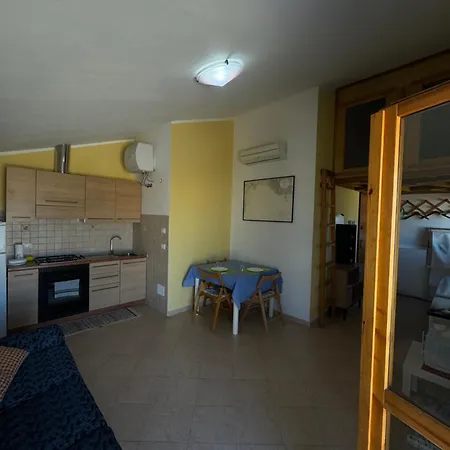 Pm 6 Via Giovanni Giolitti * 알게로