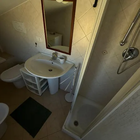 Pm 6 Via Giovanni Giolitti Apartament *